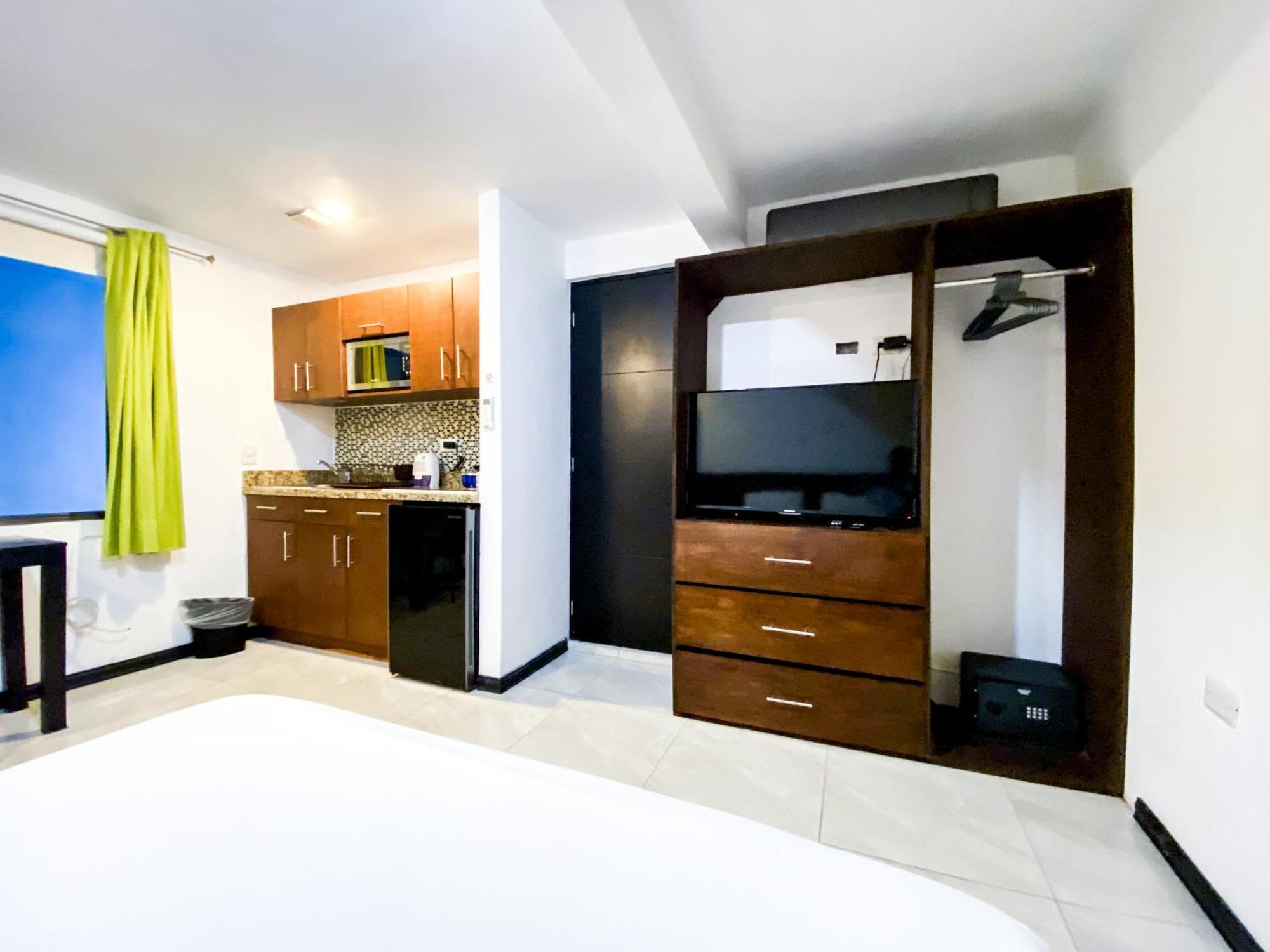 Casa Balam Gladiolas Cancun Room photo