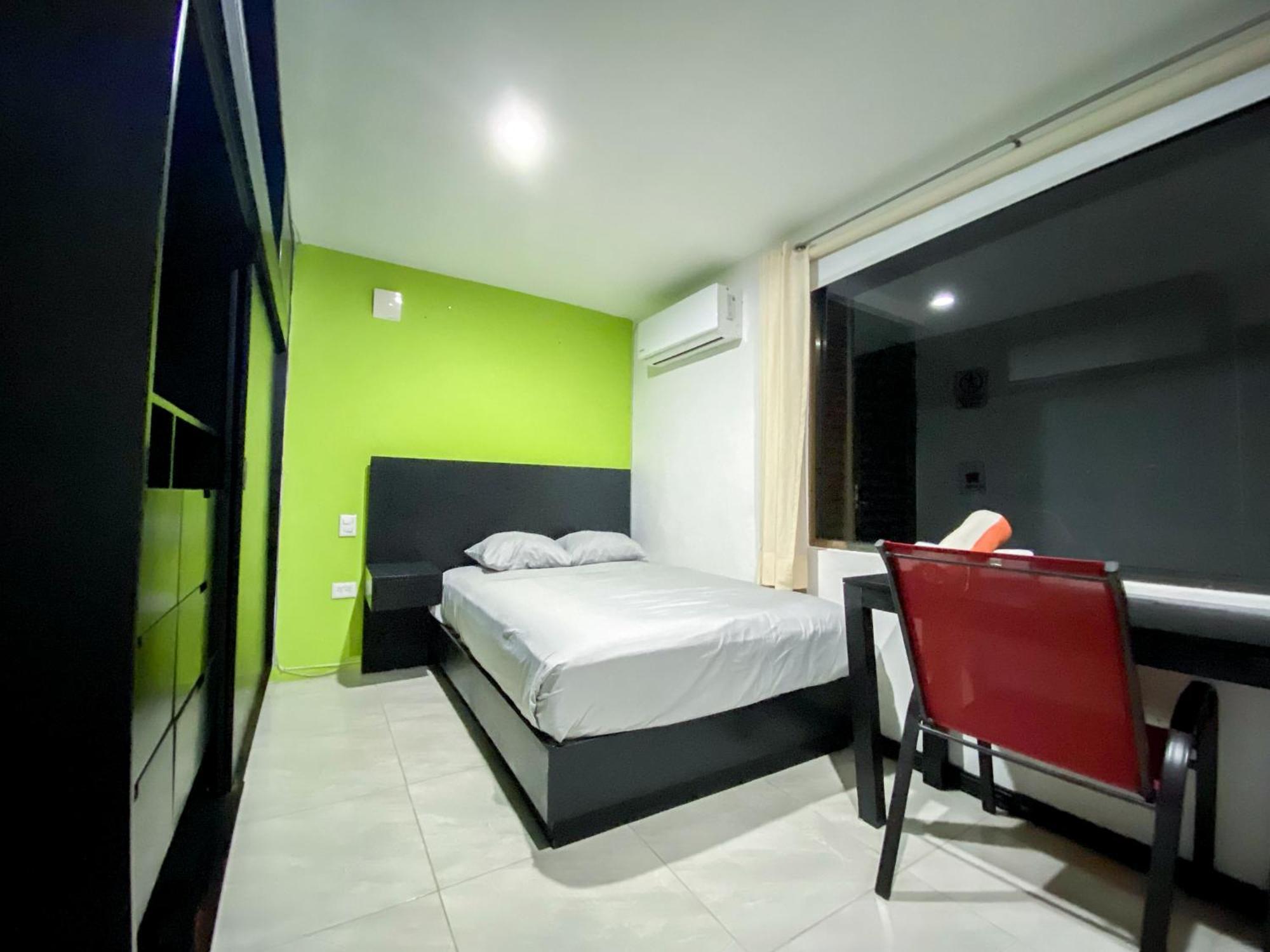 Casa Balam Gladiolas Cancun Exterior photo