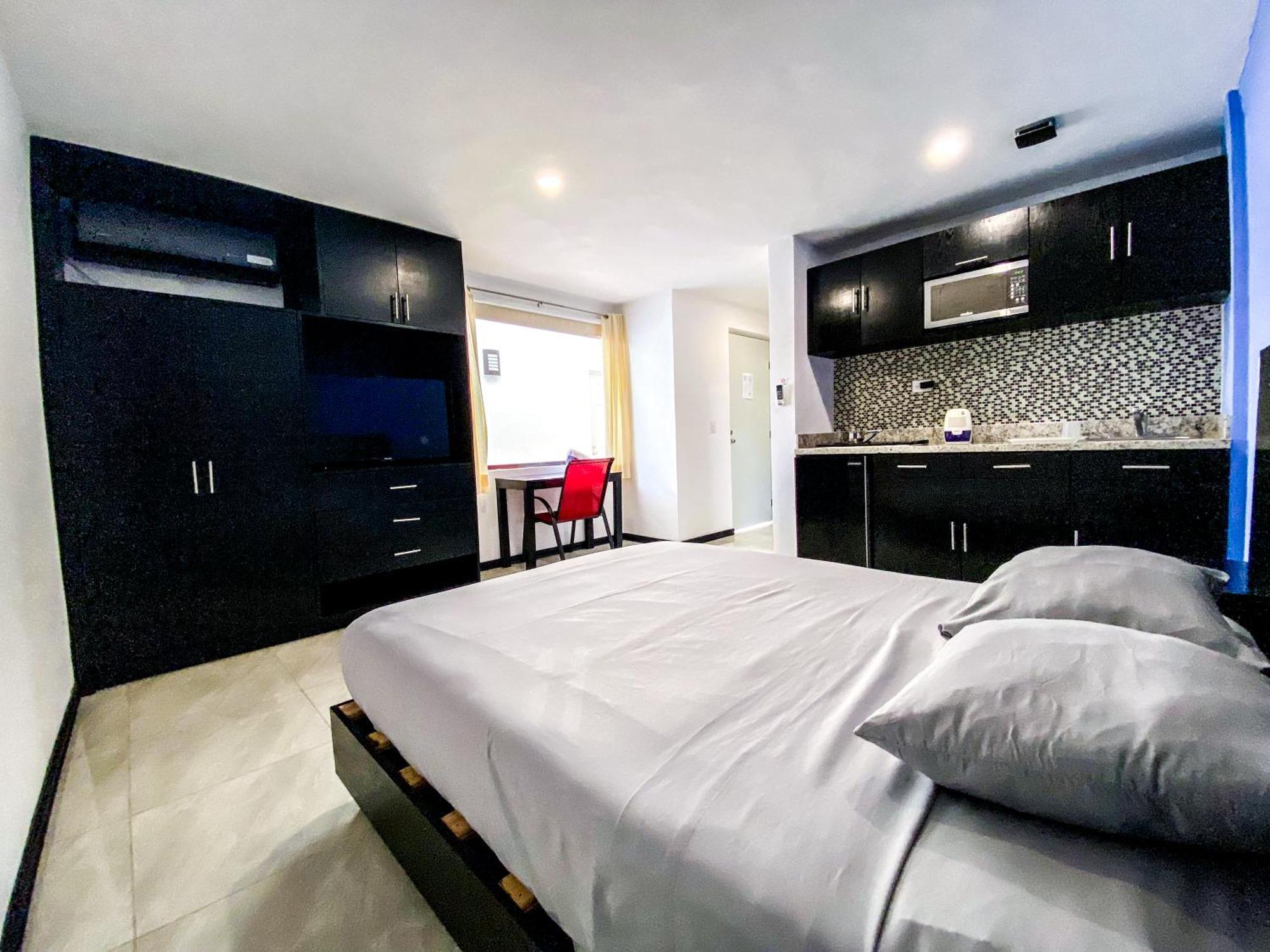 Casa Balam Gladiolas Cancun Room photo